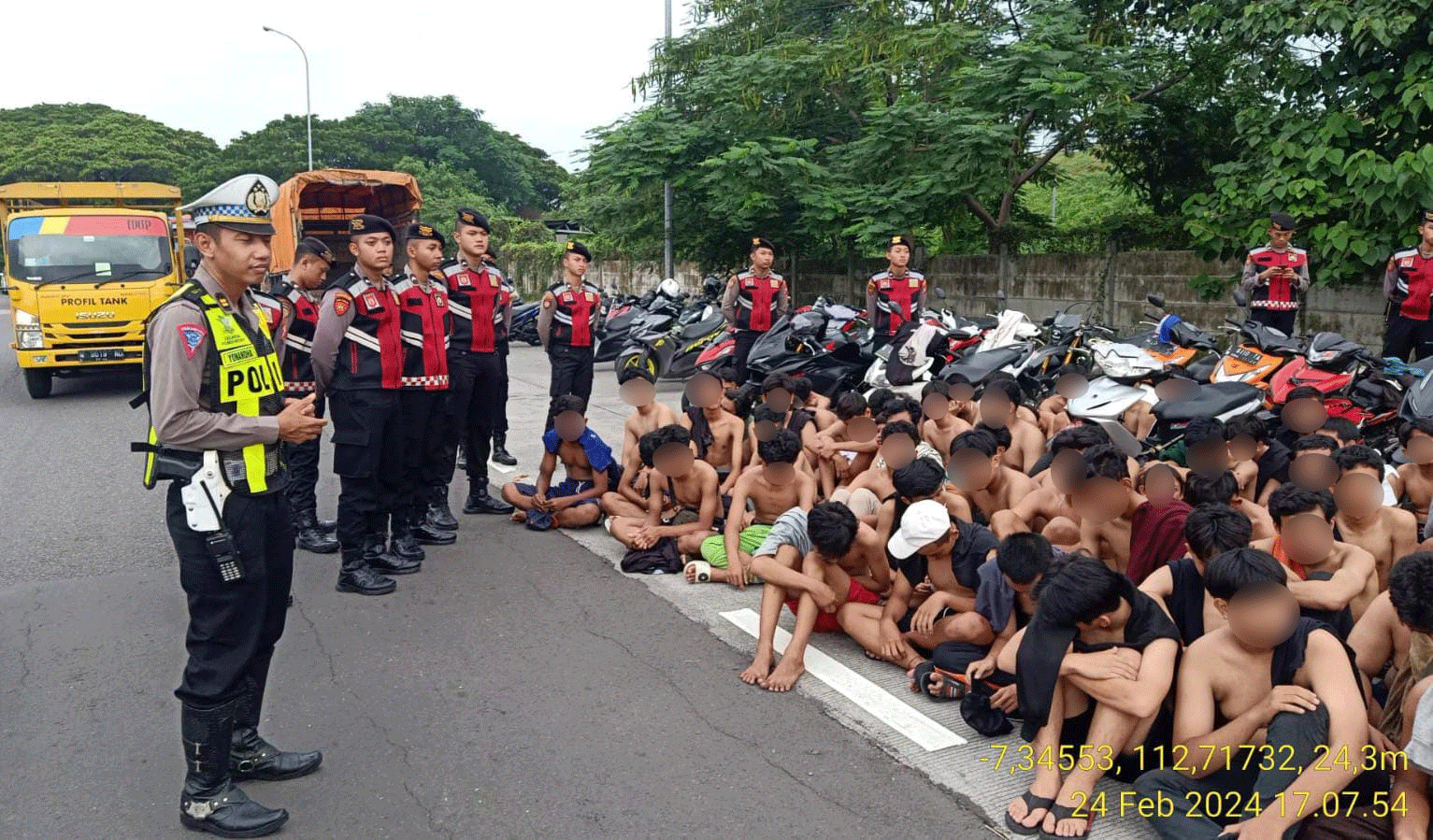 Polisi Amankan Ratusan Pelajar karena Balap Liar di Lingkar MAS Waru Sidoarjo