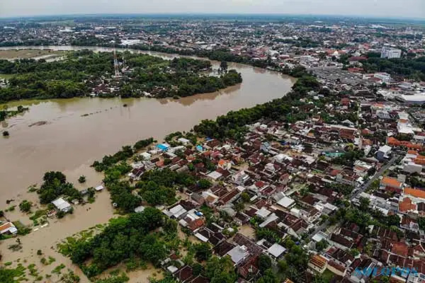 BANJIR BOJONEGORO