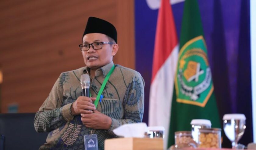 Adib Direktur Urusan Agama Islam dan Pembinaan Syariah Kemenag