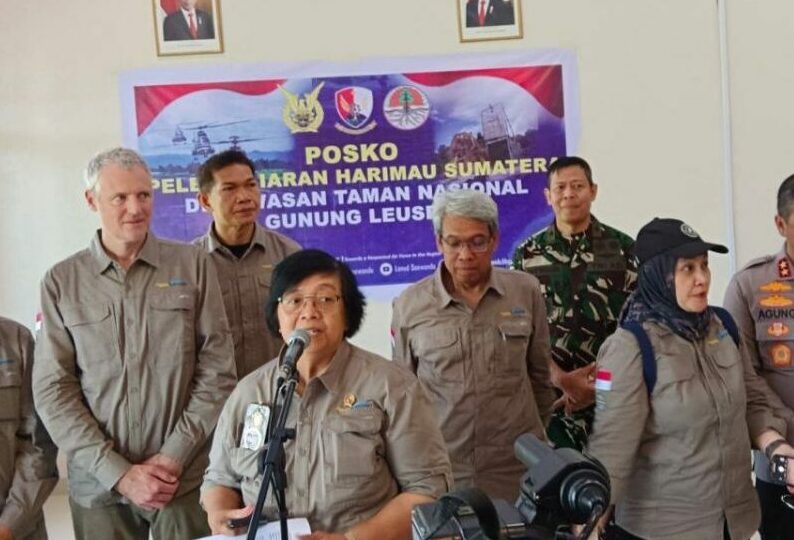 Siti Nurbaya Menteri Lingkungan Hidup dan Kehutanan