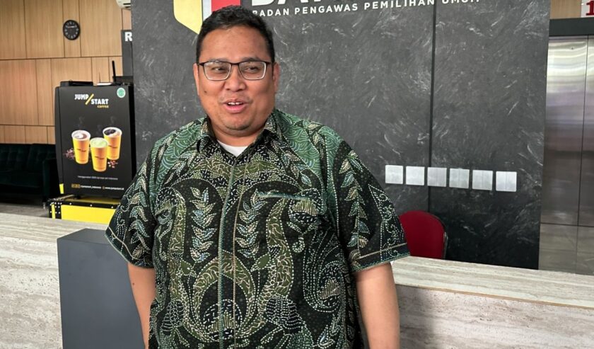 Rahmat Bagja Ketua Bawaslu RI saat memberikan keterangan di Gedung Bawaslu RI, Jakarta, Rabu (6/3/2024). Foto: Antara
