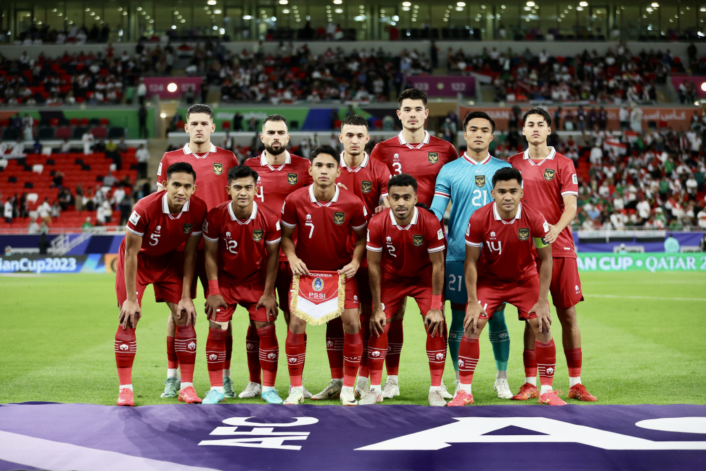 Ernando Ari Sutaryadi kiper Persebaya tampil sebagai starter ketika Timnas Indonesia melawan Irak dalam Piala Asia 2023 di Ahmed bin Ali Stadium, Qatar pada 15 Januari 2024. Foto: PSSI