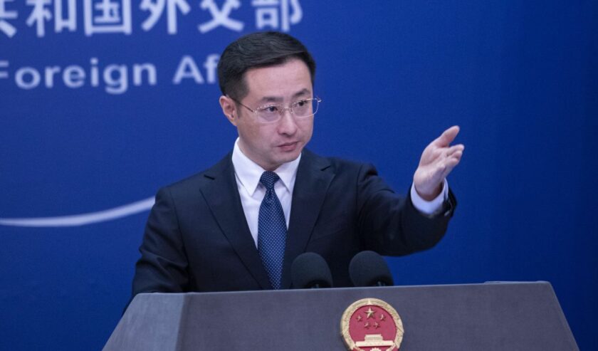 Lin Jian Juru Bicara Kementerian Luar Negeri China.