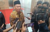 Muhadjir Effendi Menteri Koordinator Bidang Pembangunan Manusia dan Kebudayaan (Menko PMK) saat berada di Universitas Muhammadiyah (UM) Surabaya, Sabtu (9/3/2024). Foto: Risky suarasurabaya.net