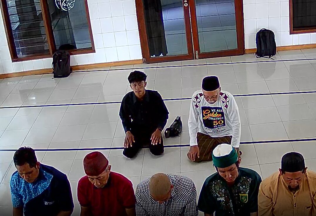 Polisi Pastikan Pemuda Pencuri Tas di Masjid Sama dengan Pelaku Penipuan Jual...