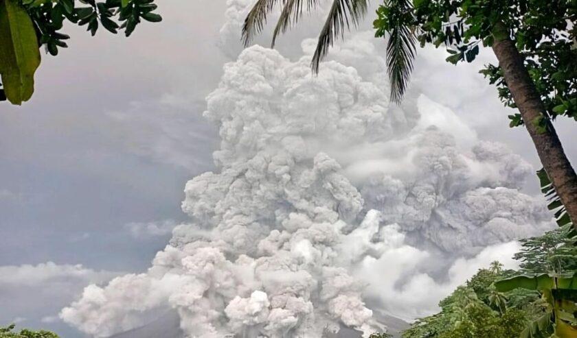 Erupsi Gunung Ruang