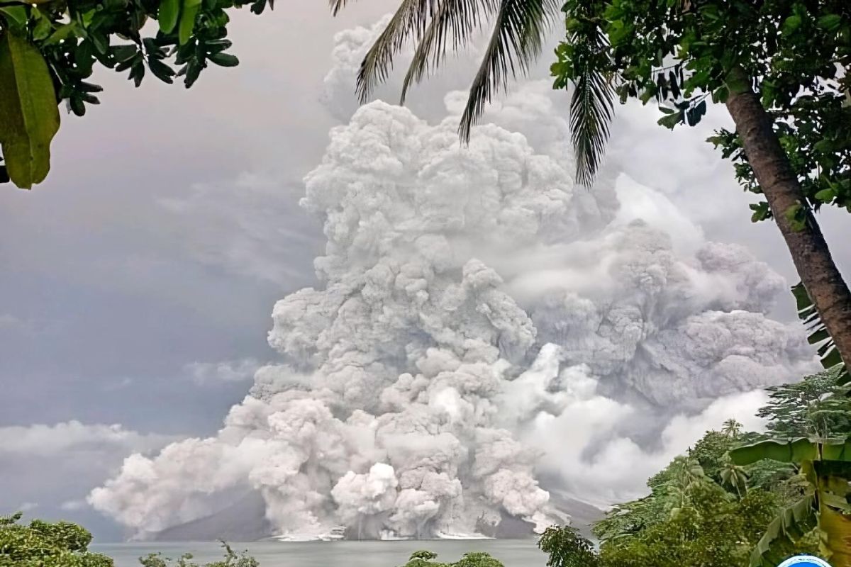 Erupsi Gunung Ruang