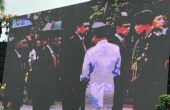 Muhammad Bobby Afif Nasution Wali Kota Medan menantu Jokowi Presiden saat menerima penghargaan dari M. Tito Karnavian Menteri Dalam Negeri di Balai Kota Surabaya, Kamis (25/4/2024). Foto: Meilita suarasurabaya.net