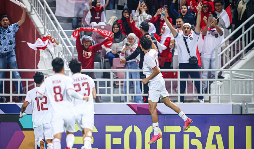 Selebrasi Rafael Struick penyerang Timnas U-23 setelah mencetak gol ke gawang Korea Selatan pada perempat final Piala Asia U-23 2024 di Abdullah bin Khalifa Stadium, Doha, Qatar, Jumat (26/4/2024) dini hari. Foto: PSSI