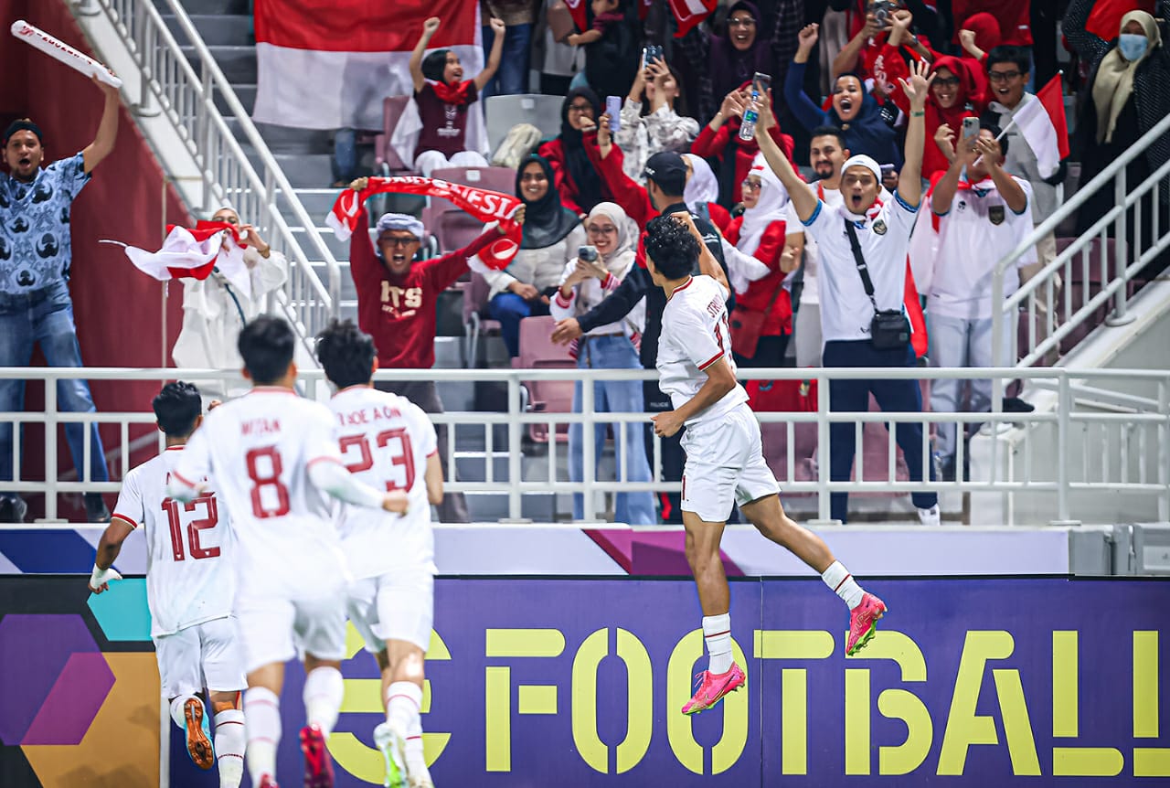 Selebrasi Rafael Struick penyerang Timnas U-23 setelah mencetak gol ke gawang Korea Selatan pada perempat final Piala Asia U-23 2024 di Abdullah bin Khalifa Stadium, Doha, Qatar, Jumat (26/4/2024) dini hari. Foto: PSSI