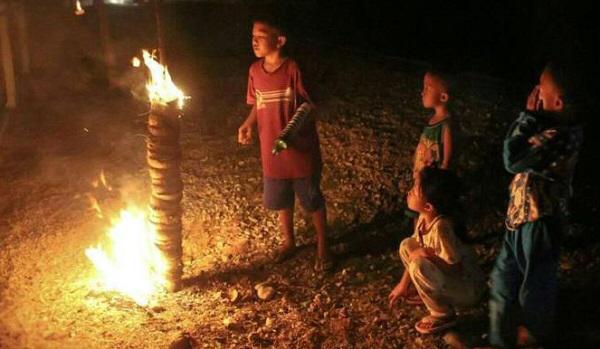 Ronjok Sayak, tradisi unik sambut Hari Raya Idulfitri khas Bengkulu. Foto: Menpan