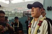 Shin Tae-yong, pelatih tim nasional sepak bola Indonesia U-23, menjawab pertanyaan wartawan di Bandara Internasional Soekarno-Hatta, Sabtu (11/5/2024). Foto: Antara