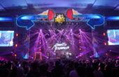 Penonton saat menikmati penampilan Ardhito Pramono saat manggung di Stage Freeport Indonesia, Grand City Surabaya, dalam Jazz Traffic Festival 2024, Minggu (15/9/2024). Foto: Jazz Traffic Festival