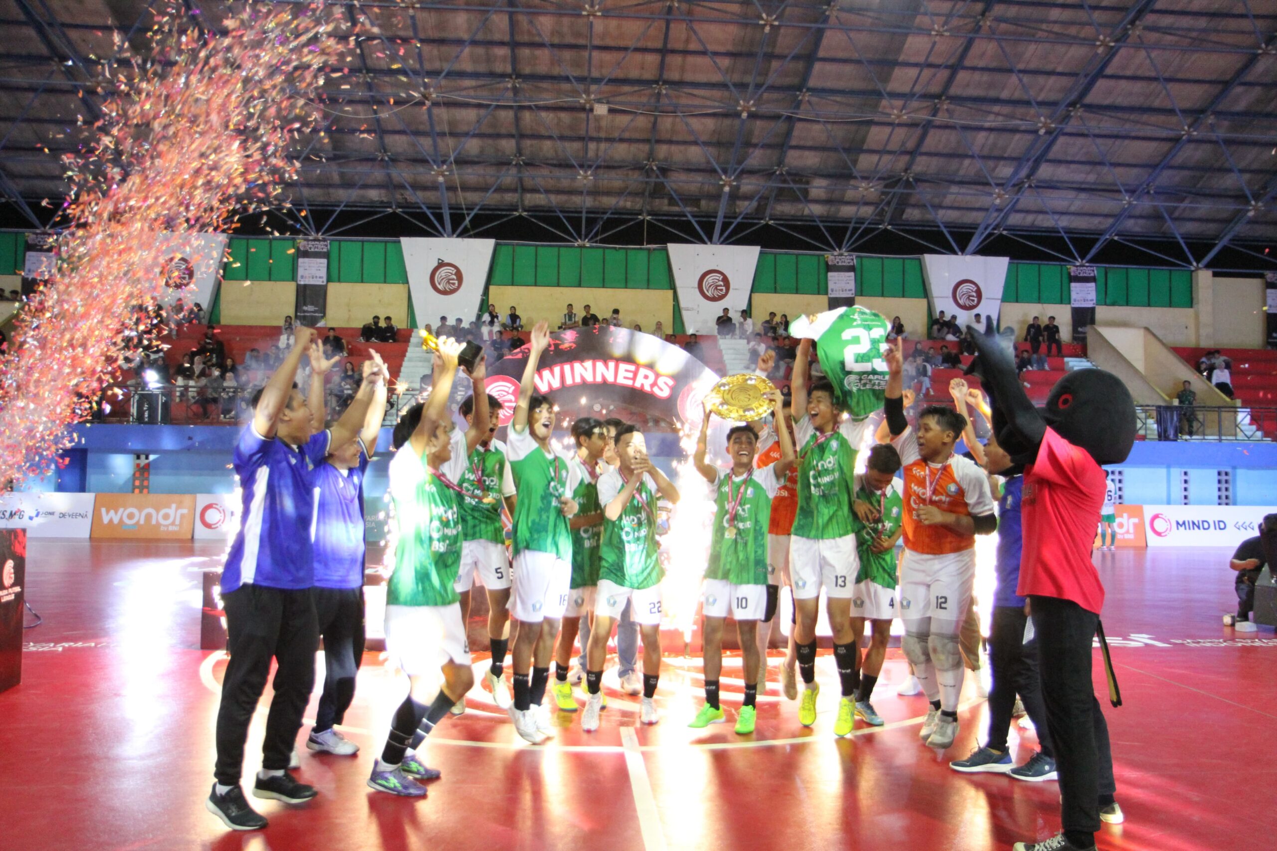SMAN 1 Wonoayu Juara Garuda Futsal League Seri Pertama