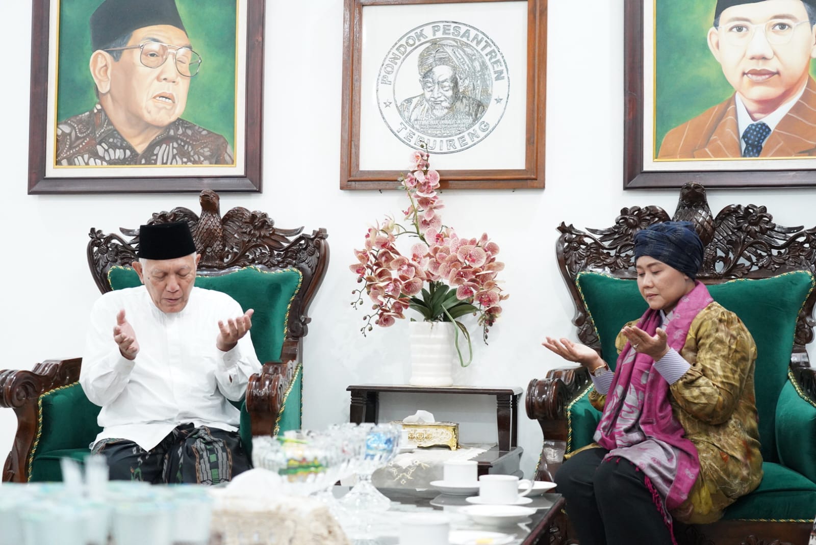 Luluk Cagub Jatim Berkomitmen Menggerakkan Ekonomi Berbasis Pesantren