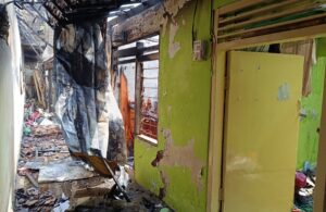 7 Kamar Kos di Jalan Simo Gunung Keramat Timur Terbakar