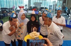 Birthday Bash Februari Karyawan Suara Surabaya