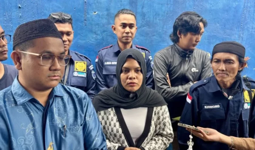 Kasus Pembunuhan Jurnalis di Kalsel: Keluarga Tuntut Pelaku Dihukum Berat - Suara Surabaya