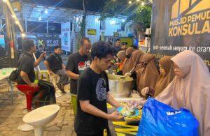 Buka Bersama Gratis di Masjid Pemuda Surabaya