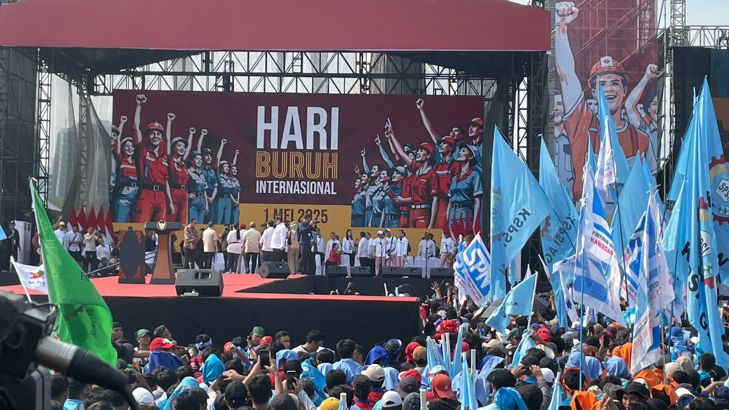 Prabowo Bentuk Dewan Kesejahteraan Buruh untuk Hapus Outsourcing