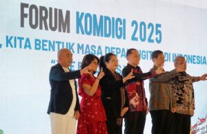 Forum Komdigi Munas Apeksi 2025 di Surabaya