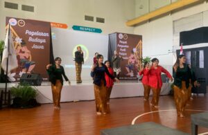 Pagelaran Budaya SMA Kristen Masa Depan Cerah Surabaya
