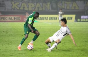 Persebaya VS Bali United di kompetisi Liga 1 musim 2024/2025
