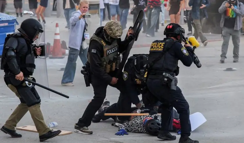 Ketegangan Meningkat, Trump Kerahkan 2.000 Garda Nasional di Los Angeles -  Suara Surabaya