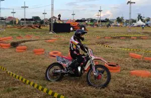 Trial Game Dirt Seri 2 di Sirkuit Lapangan Graha Tirta Sidoarjo