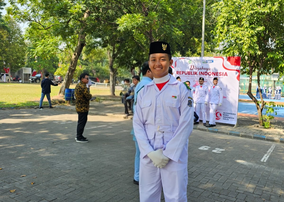 Siswa SMA Al-Hikmah Surabaya Terpilih Jadi Paskibraka Nasional 2025