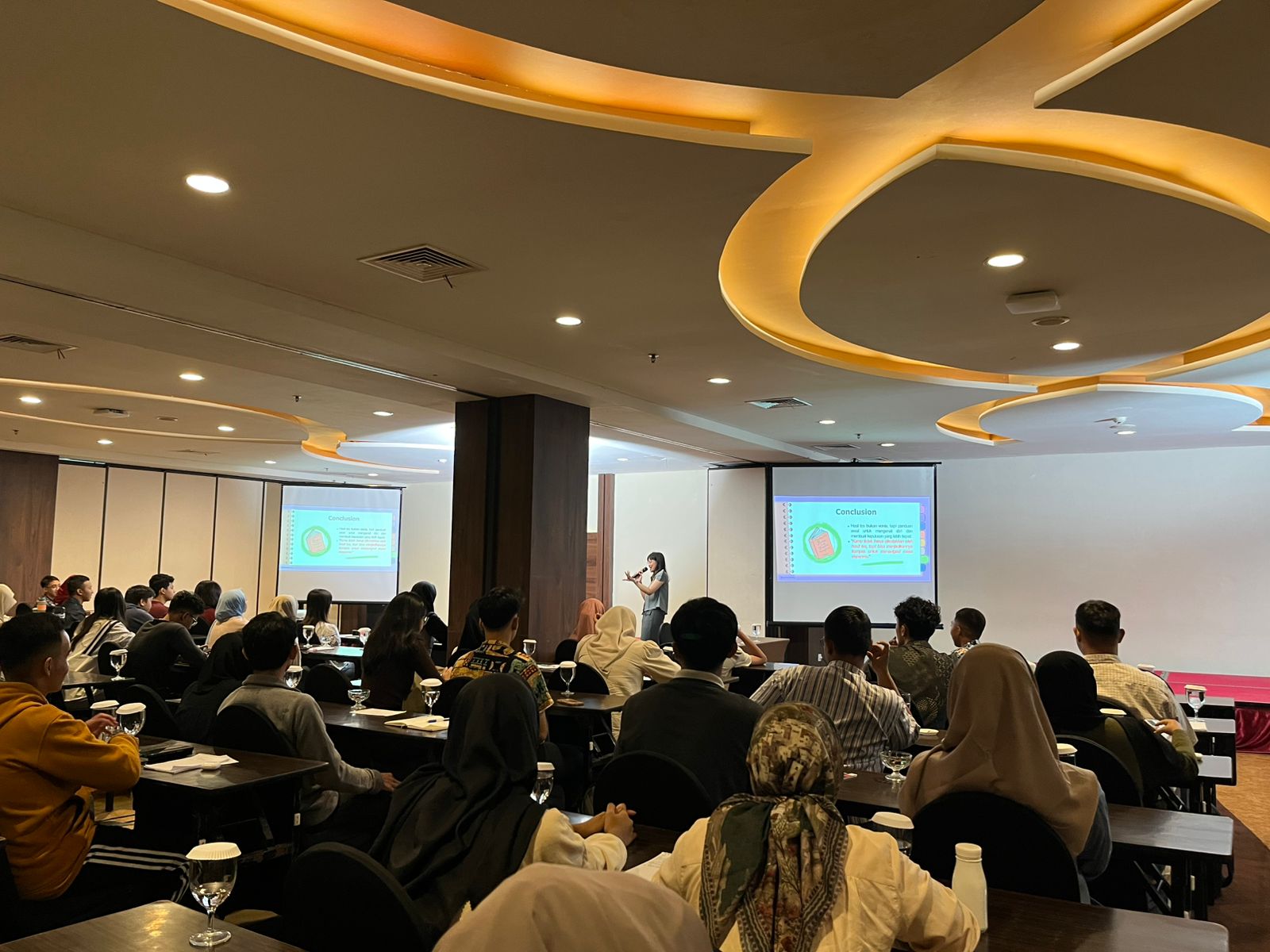 Suara Surabaya Academy Mini Bootcamp Jago Tampil Hari Kedua Digelar