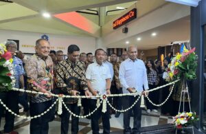 Menteri ESDM Resmikan Migas Corner di ITS Surabaya
