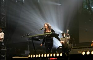 Asyiknya Celia Noreen di Bank Jatim Jazz Traffic Festival 2025