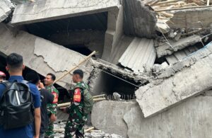 Bangunan Ponpes Al Khoziny Sidoarjo Ambruk, Korban Puluhan