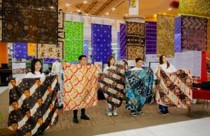 PCU Kreasikan Motif Batik Lewat Teknologi AI