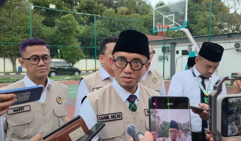 Kemenhaj Rancang Skema Umrah Berangkat dari Asrama Haji untuk Dukung Maskapai Nasional