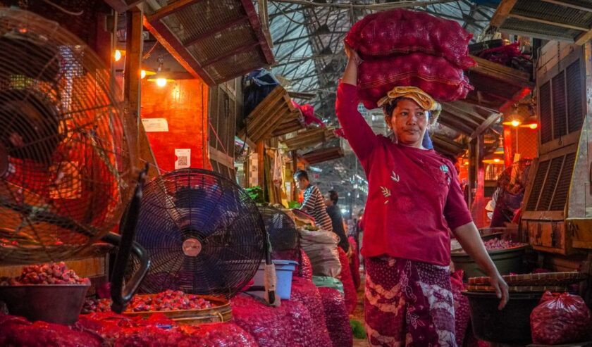 Paebean Pasar Tradisional Pabean Surabaya Usai Lebaran 2026 - Suara Surabaya