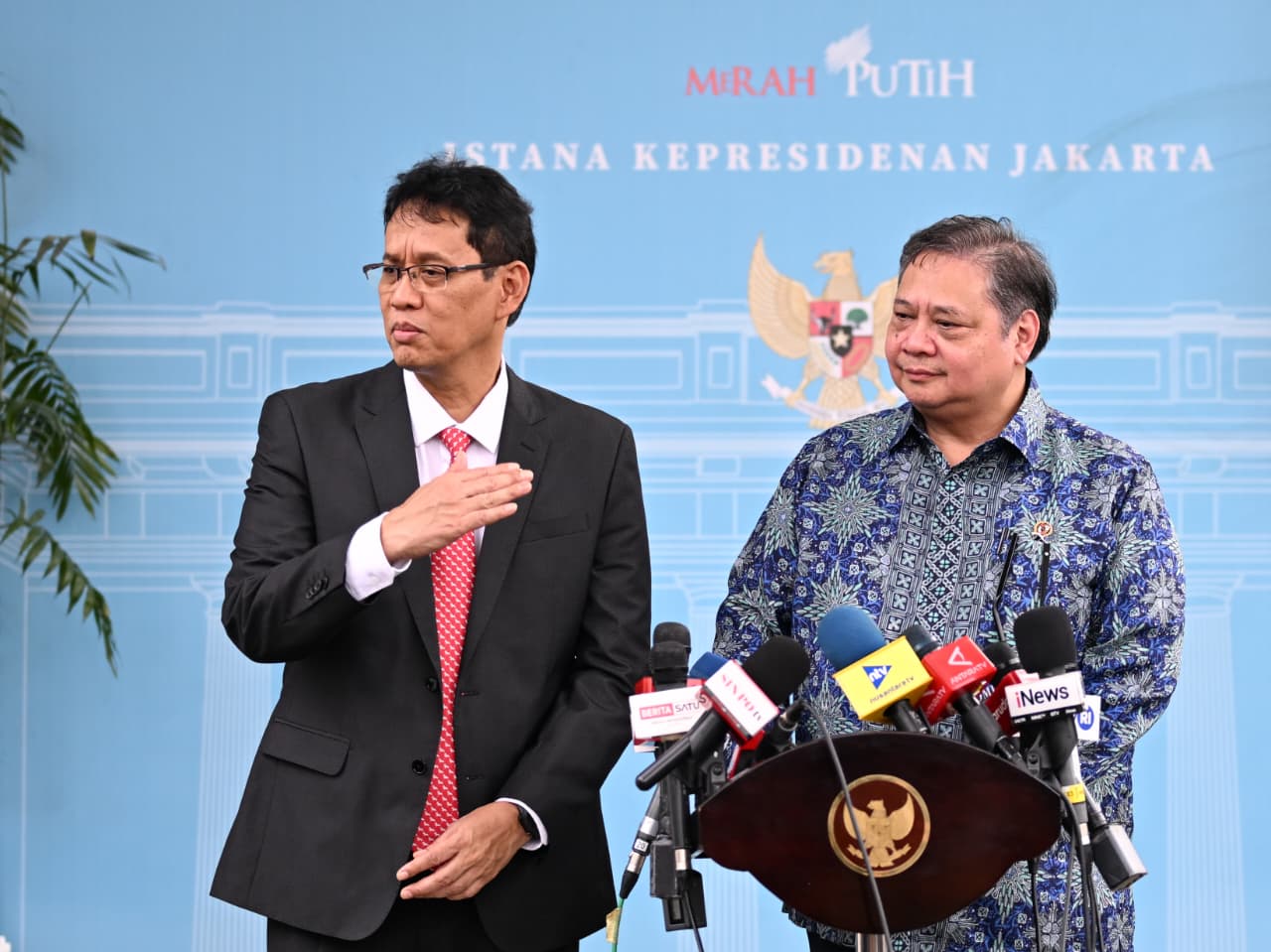 Purbaya Yudhi Sadewa Menteri Keuangan dan Airlangga Hartarto Menteri Koordinator Bidang Perekonomian usai usai bertemu Prabowo Subianto Presiden di Kompleks Istana Kepresidenan, Jakarta, Jumat (22/5/2026). Foto: Humas Sekretariat Presiden