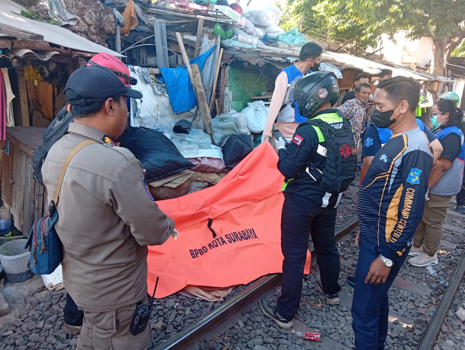 Pria 70 Tahun Meninggal Terserempet Kereta Api di Krembangan Surabaya