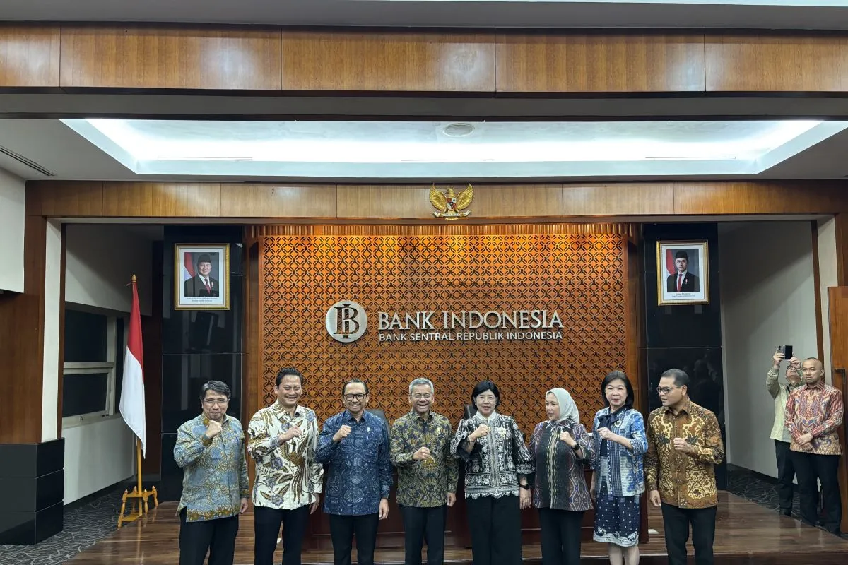 APBN Pilar Utama Pemerintah Dorong Pertumbuhan dan Ketahanan Ekonomi Nasional APBN Pilar Utama Pemerintah Dorong Pertumbuhan dan Ketahanan Ekonomi Nasional
