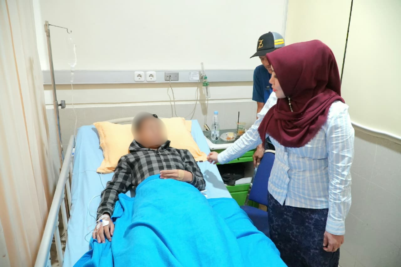 Ning Lia Terbang ke Sidoarjo, Beri Penguatan Mental untuk Ratusan Korban MBG