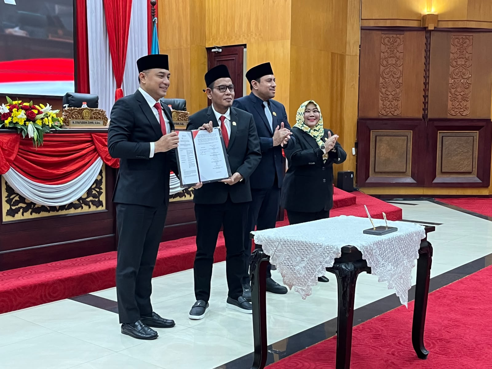 P-APBD Surabaya 2026 Disepakati, Prioritaskan Sektor Pendidikan dan Penanganan Banjir