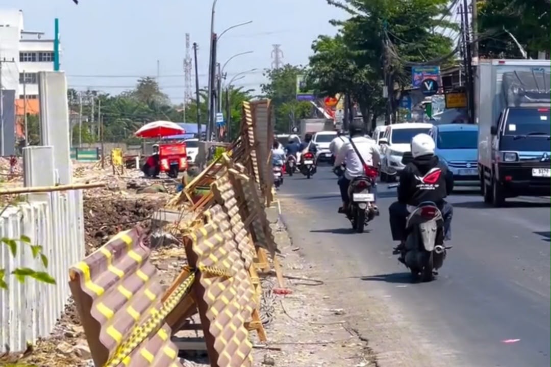 Pemkot Surabaya Lanjutkan 950 Meter Pelebaran Jalan Wiyung-Menganti di 2026