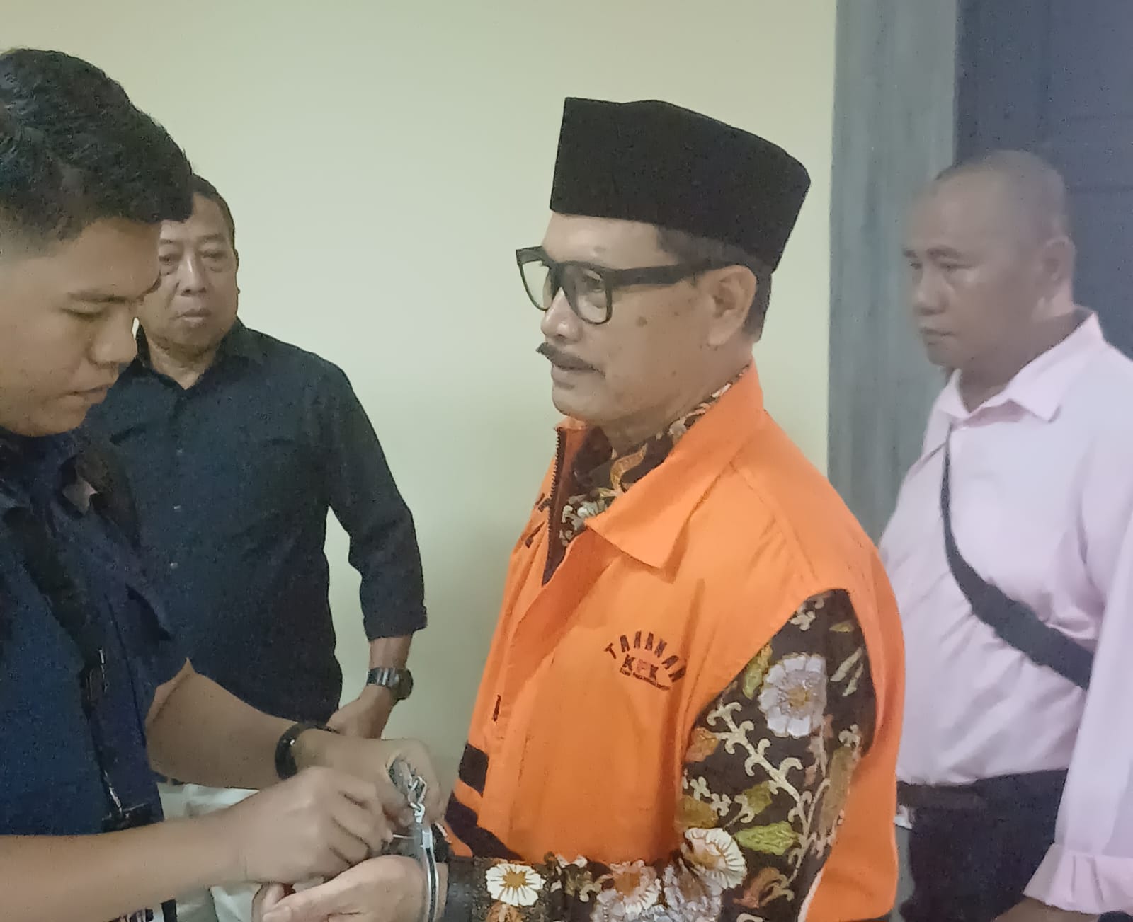 Maidi Wali Kota Madiun Nonaktif Dituntut 7 Tahun 2 Bulan atas Kasus Dugaan Pemerasan dan Gratifikasi