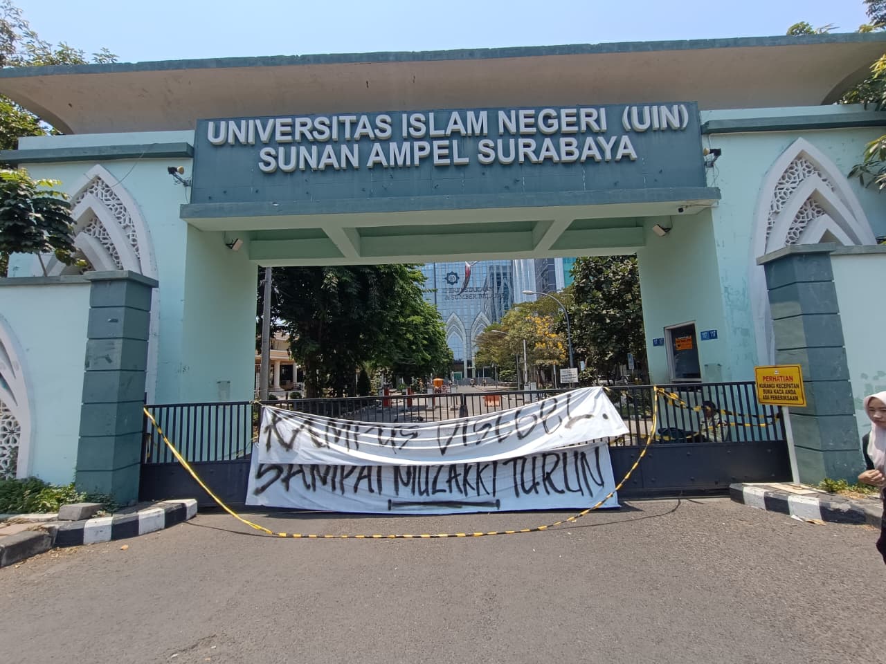 Perkuliahan UINSA Surabaya Kembali Normal, Gedung Rektorat Masih Disegel