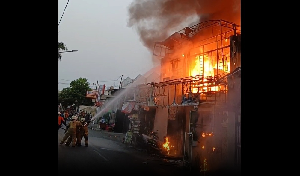 Kebakaran Toko Percetakan di Kedinding Lor Surabaya, Diduga karena Korsleting Listrik