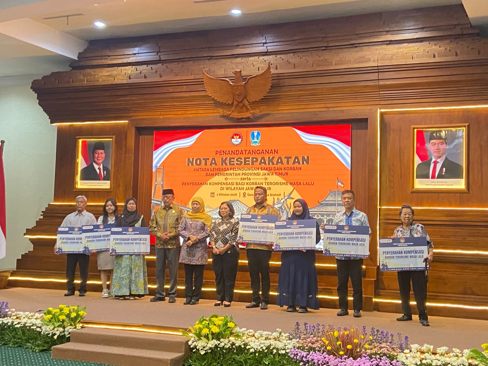 LPSK dan Pemprov Serahkan Kompensasi 210 Juta ke Penyintas Bom Gereja Surabaya
