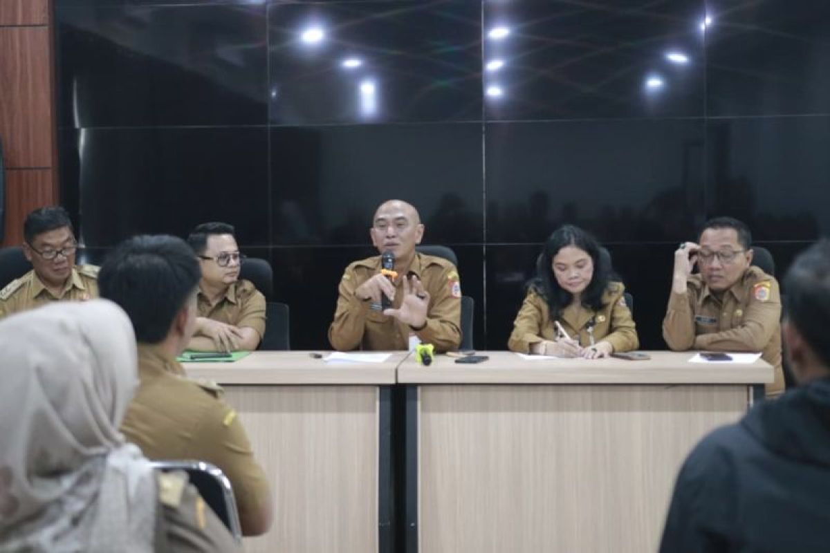Antrean BBM Belum Normal, Pemkab Jember Kembali Terapkan WFH untuk ASN