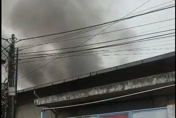 Pabrik Tas di Ketegan Taman Sidoarjo Kebakaran Senin Siang
