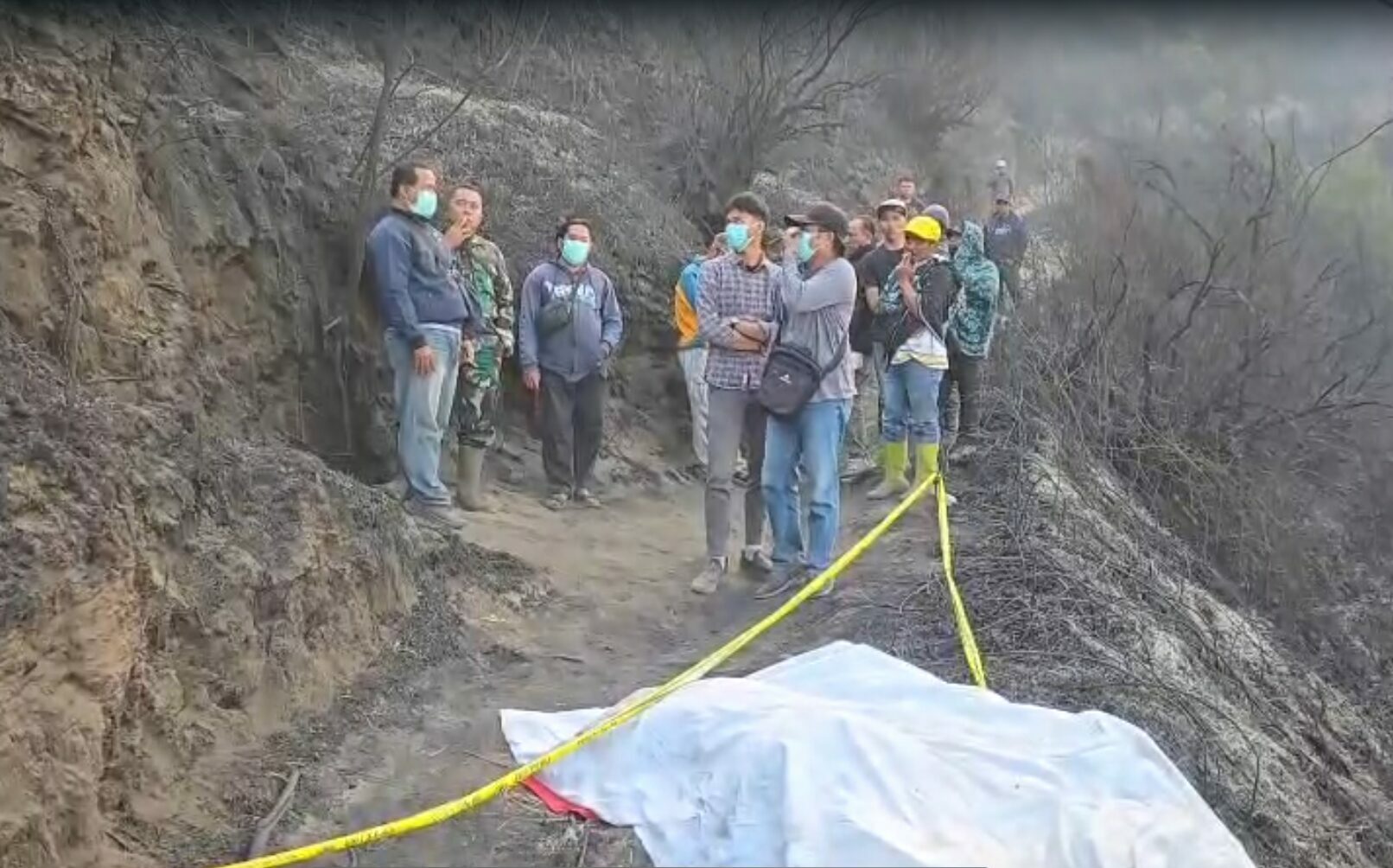 6 Orang Jadi Korban Saat Padamkan Karhutla di Bromo, 3 Meninggal dan 3 Luka Bakar